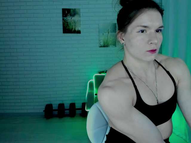 Lisa-Ray's BongaCams show and profile