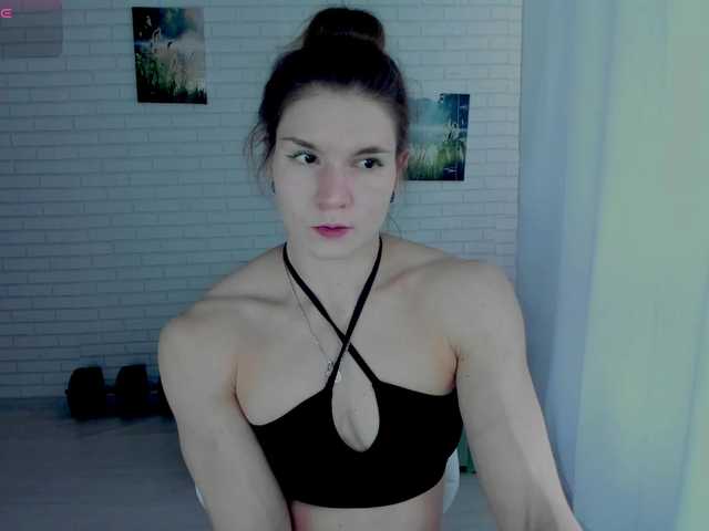 Lisa-Ray's BongaCams show and profile