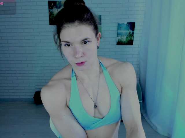 Lisa-Ray's BongaCams show and profile