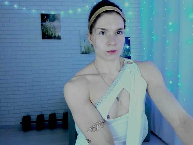 Lisa-Ray's BongaCams show and profile