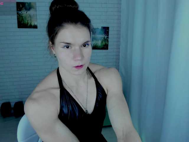 Lisa-Ray's BongaCams show and profile