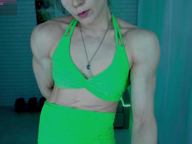 Lisa-Ray's BongaCams show and profile