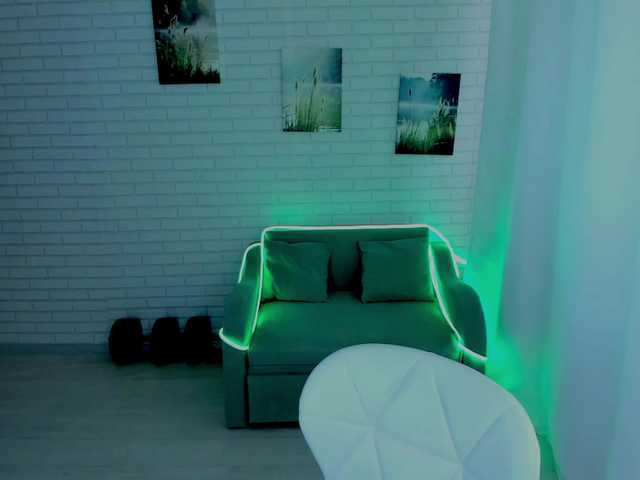 Lisa-Ray's BongaCams show and profile