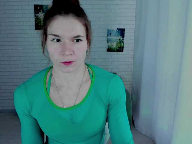 Lisa-Ray's BongaCams show and profile