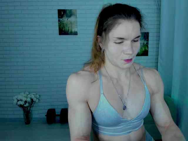 Lisa-Ray Live Webcam on BongaCams