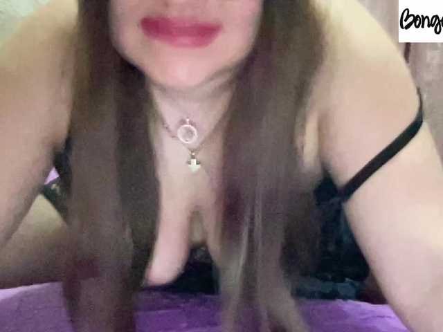 SweetStrawberry1's BongaCams show and profile