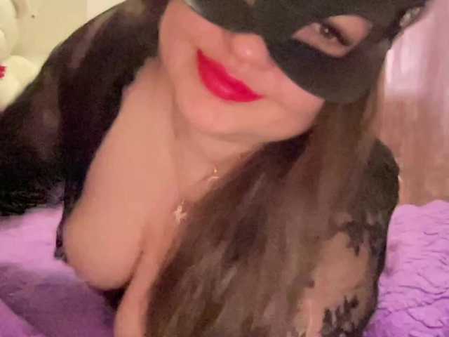 SweetStrawberry1's BongaCams show and profile