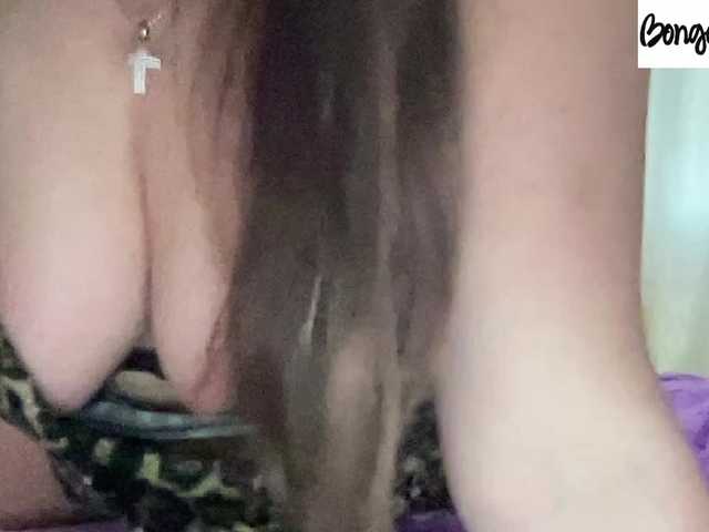 SweetStrawberry1 live cam