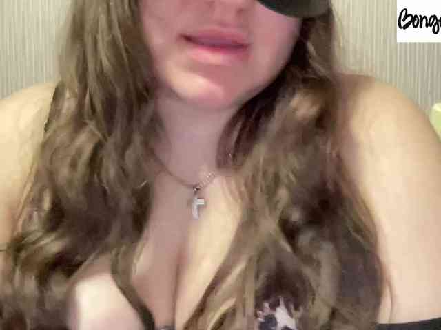 SweetStrawberry1 webcam