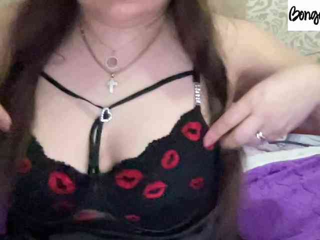SweetStrawberry1 webcam
