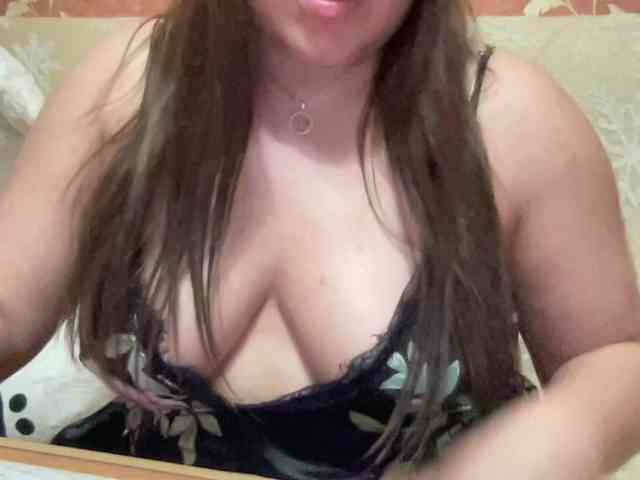 SweetStrawberry1 webcam