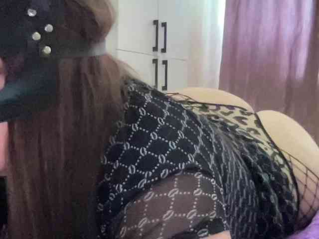 SweetStrawberry1 webcam