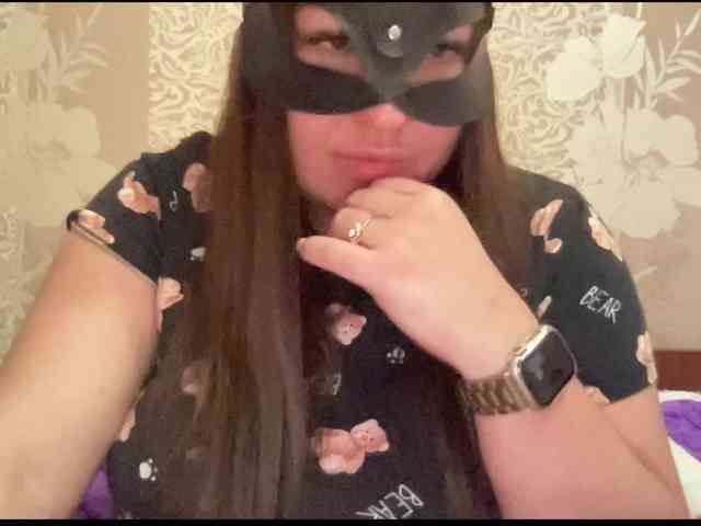 SweetStrawberry1 webcam