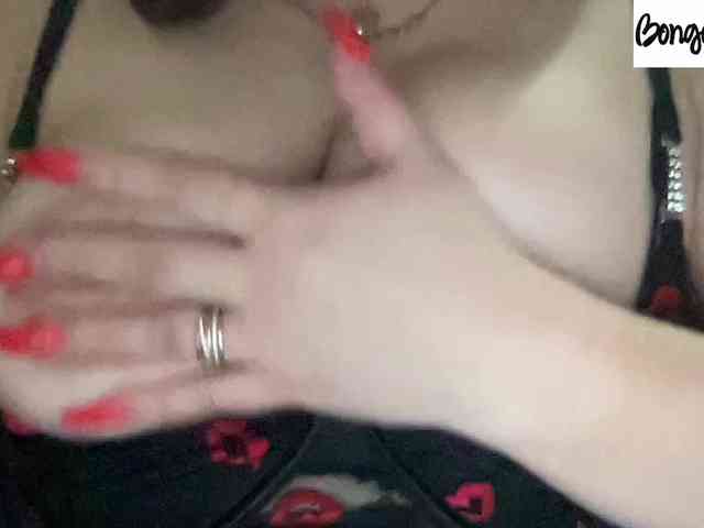 SweetStrawberry1 webcam