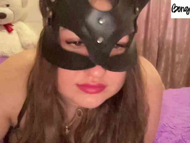 SweetStrawberry1 webcam