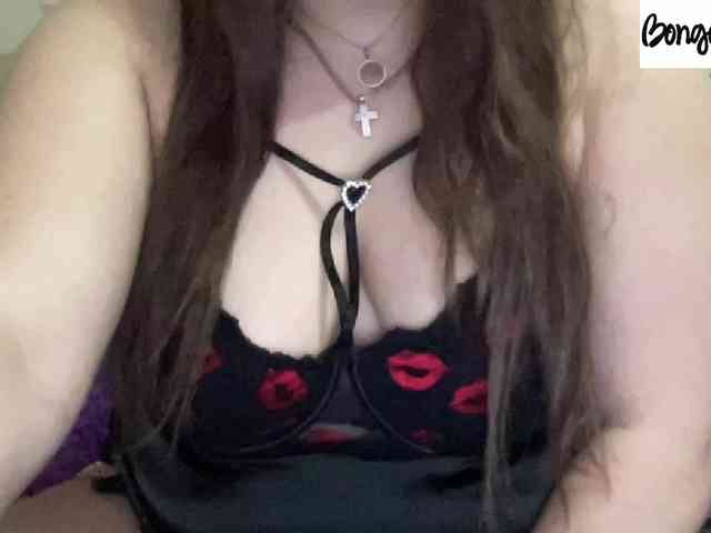 SweetStrawberry1 webcam