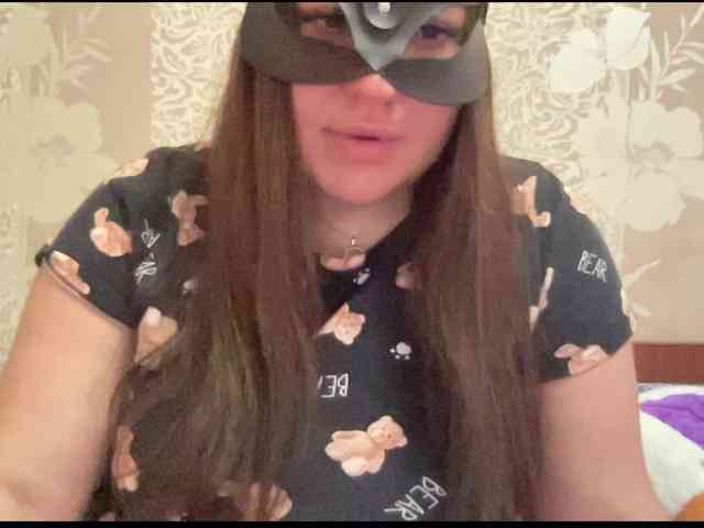 SweetStrawberry1 webcam
