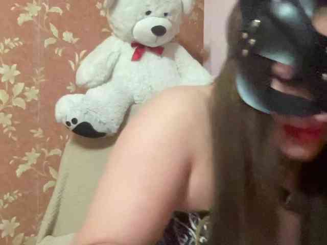 SweetStrawberry1 webcam