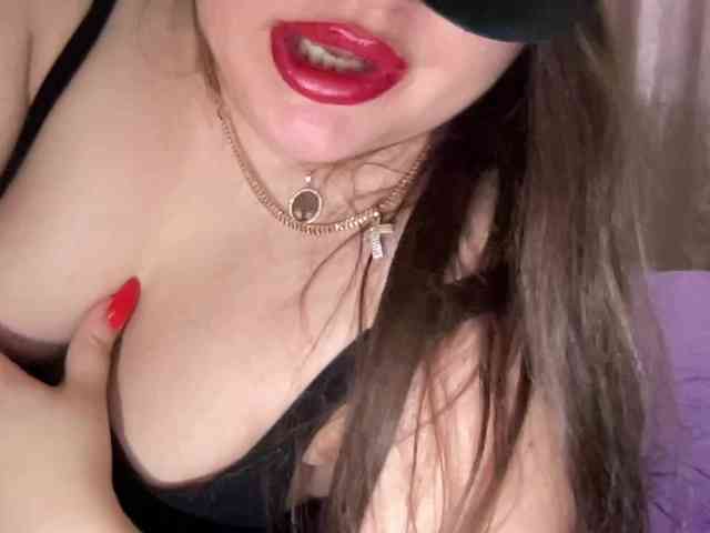 SweetStrawberry1 webcam