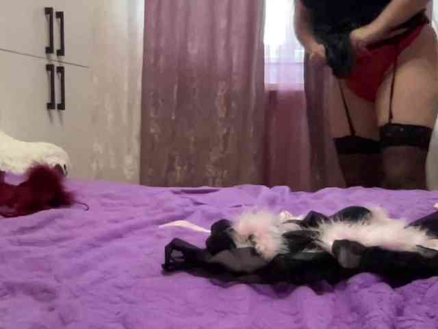 SweetStrawberry1 webcam