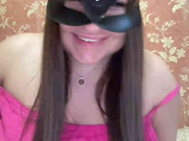 SweetStrawberry1 webcam