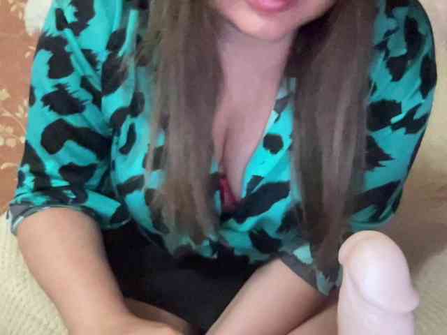 SweetStrawberry1 Live Webcam on BongaCams