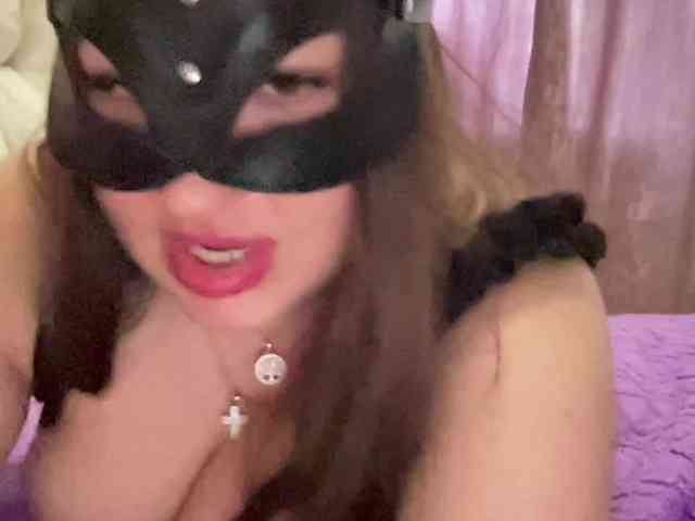 SweetStrawberry1 webcam