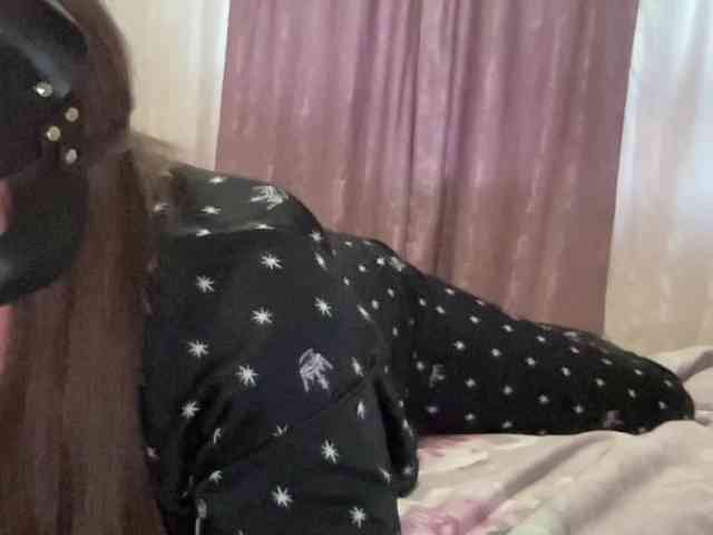 SweetStrawberry1 webcam