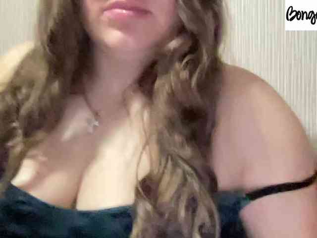 SweetStrawberry1 webcam