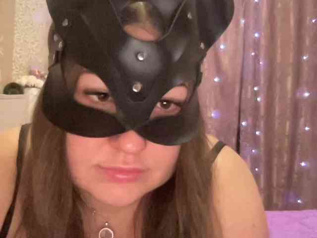 SweetStrawberry1 webcam