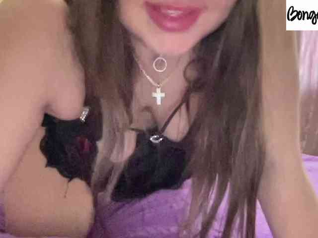 SweetStrawberry1 webcam