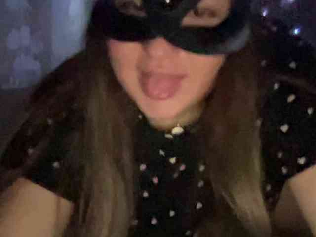 SweetStrawberry1 webcam