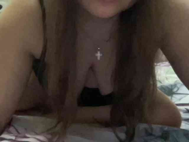 SweetStrawberry1 webcam