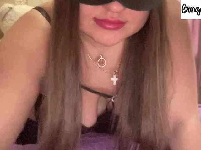 SweetStrawberry1 webcam