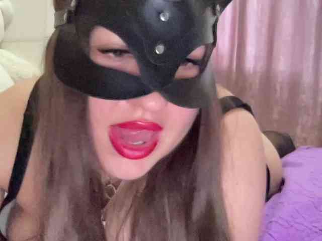 SweetStrawberry1 webcam