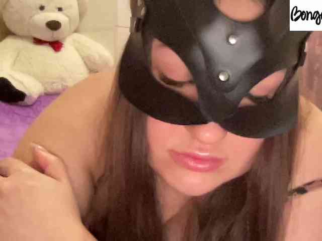 SweetStrawberry1 webcam