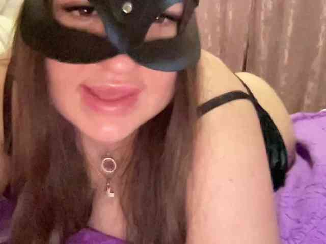 SweetStrawberry1 webcam