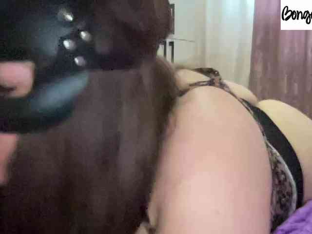 SweetStrawberry1 webcam