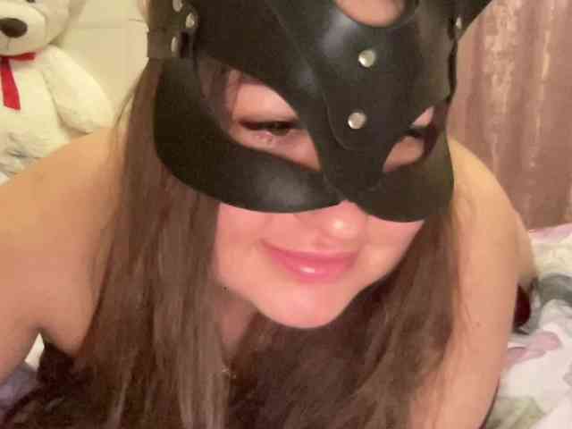 SweetStrawberry1 webcam