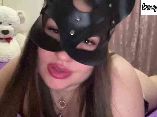 SweetStrawberry1 webcam