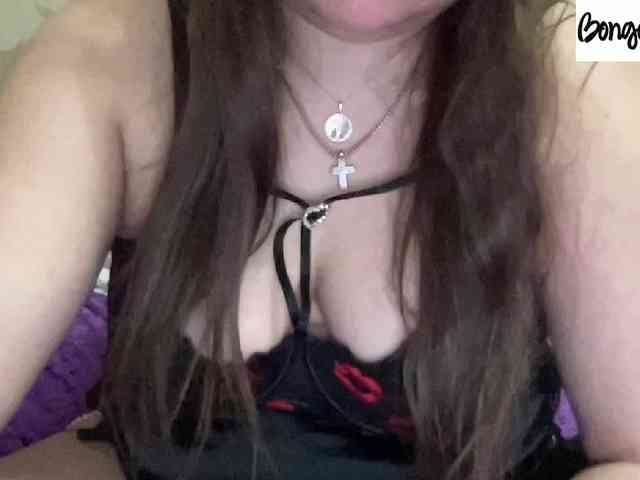 SweetStrawberry1 webcam