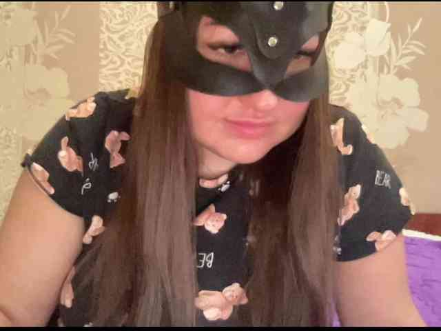 SweetStrawberry1 webcam