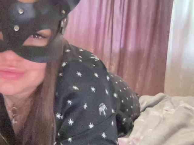 SweetStrawberry1 webcam