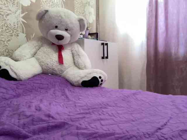 SweetStrawberry1 webcam