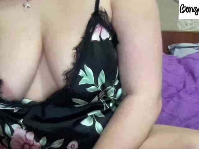 SweetStrawberry1 webcam