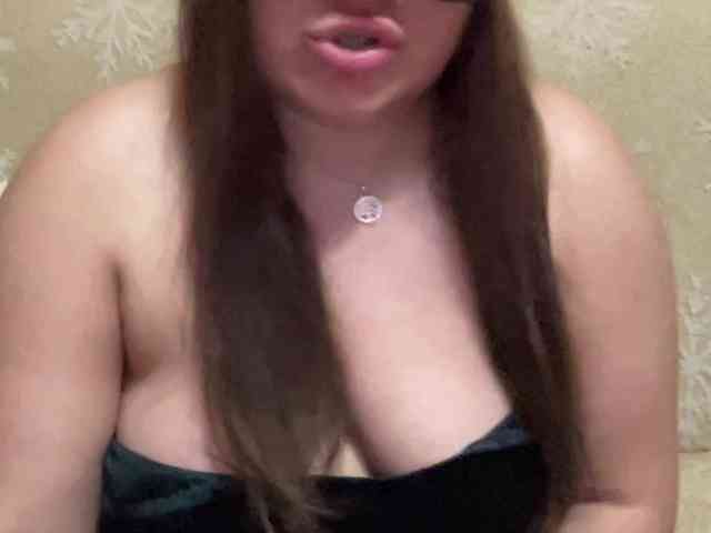 SweetStrawberry1 webcam