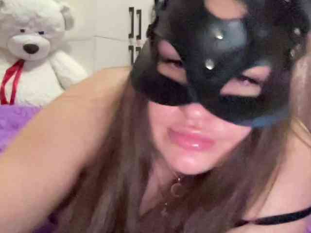 SweetStrawberry1 webcam