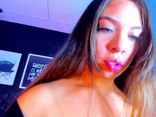 danna-roldann webcam