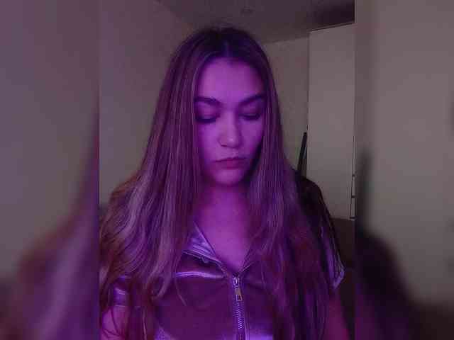 CarpeDiem888 webcam