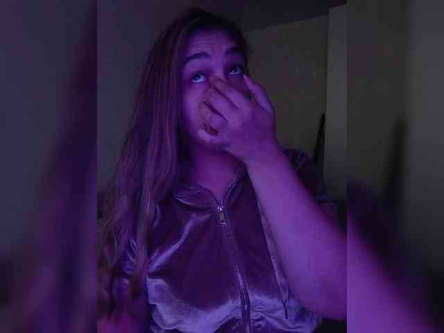 CarpeDiem888 webcam
